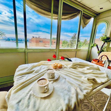 East Luxor Apartments With Nile Views Jazirat al Awwamiyah Esterno foto
