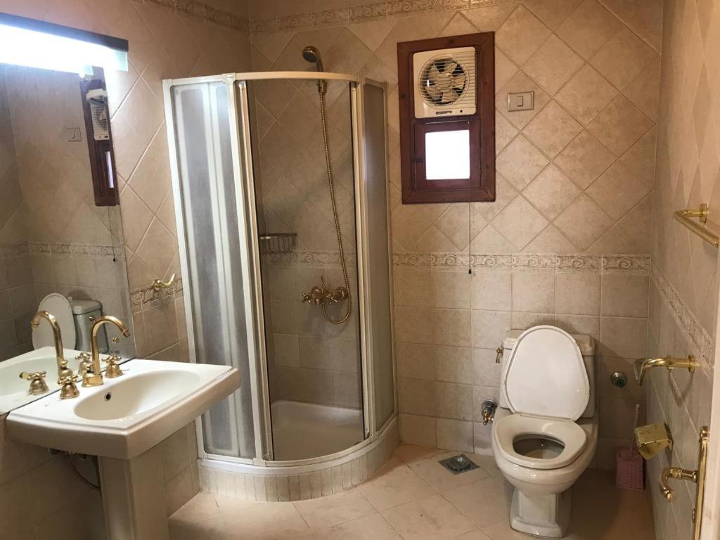 East Luxor Apartments With Nile Views Jazirat al Awwamiyah Esterno foto