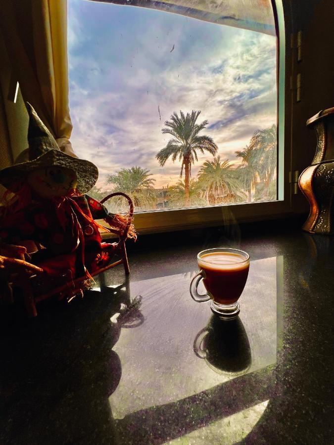 East Luxor Apartments With Nile Views Jazirat al Awwamiyah Esterno foto